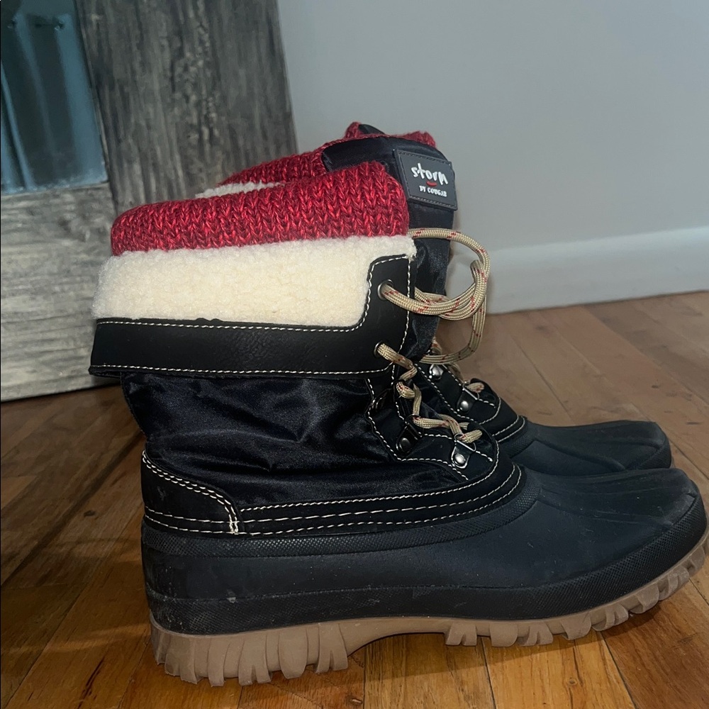 Cougar Storm Black and Red Boots - Picture 2 of 4